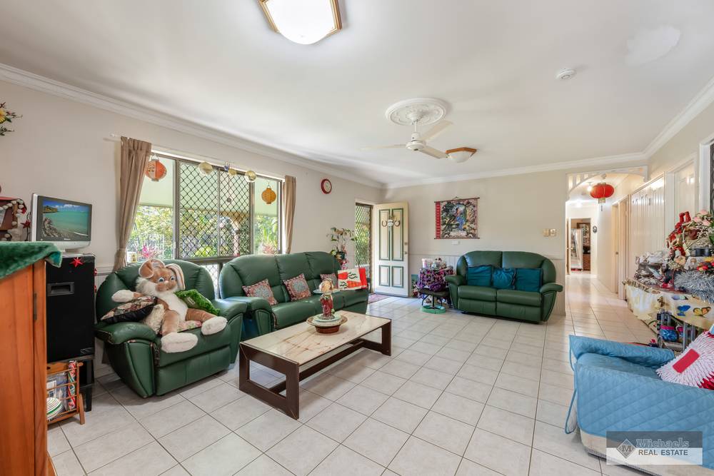 838 Wallaville Goondoon Road, DELAN, QLD 4671