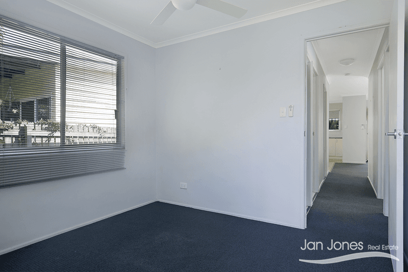 64A Mclennan St, Woody Point, QLD 4019