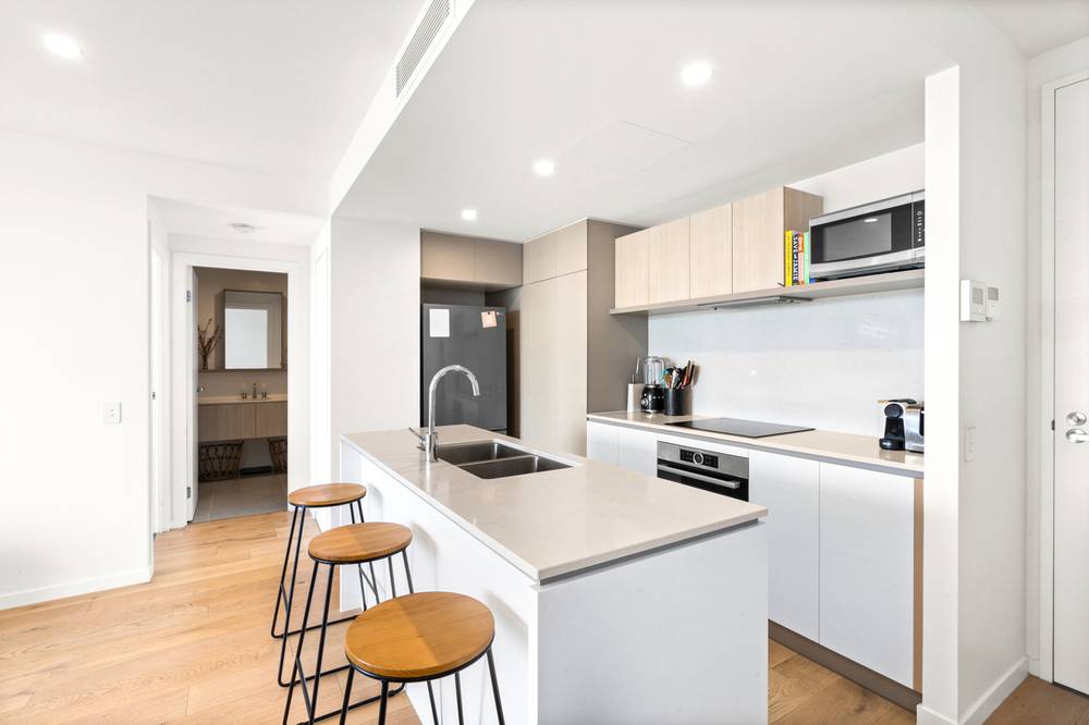 302/3-7 Twenty Fourth Avenue, PALM BEACH, QLD 4221