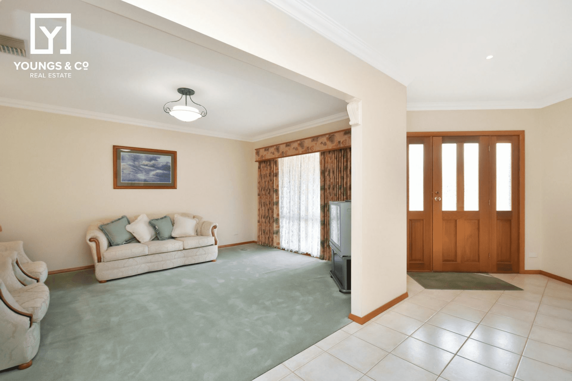 7 Hepburn Pl, Kialla, VIC 3631