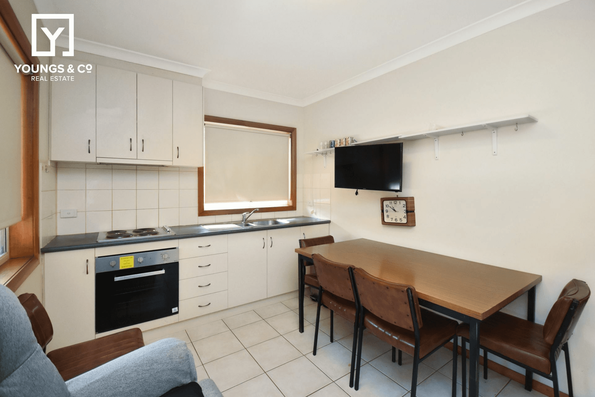 7 Hepburn Pl, Kialla, VIC 3631