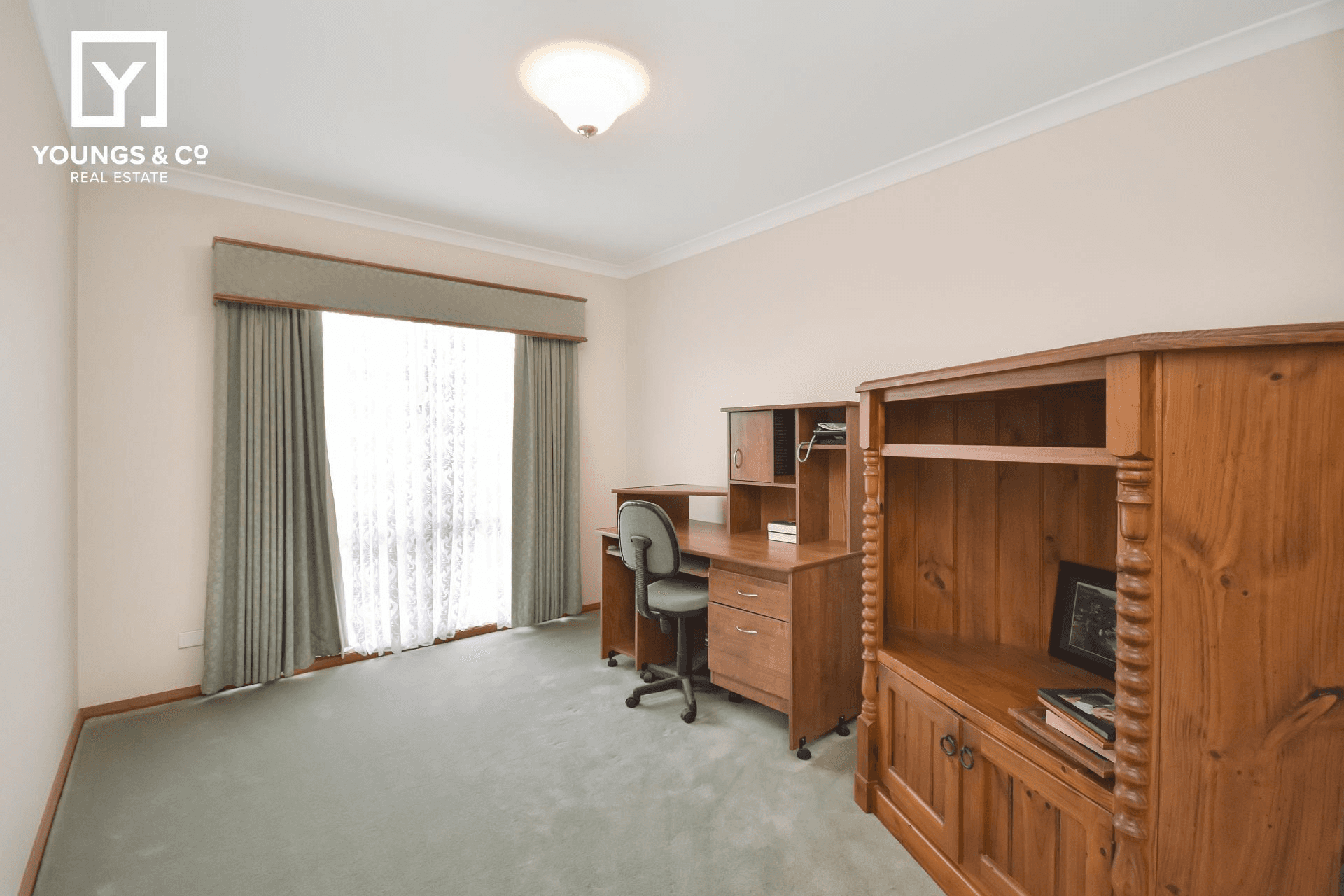 7 Hepburn Pl, Kialla, VIC 3631