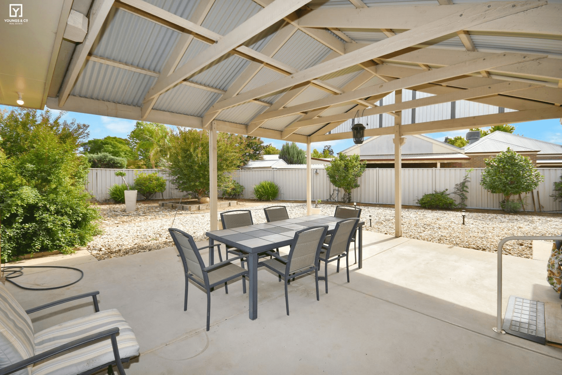 7 Hepburn Pl, Kialla, VIC 3631