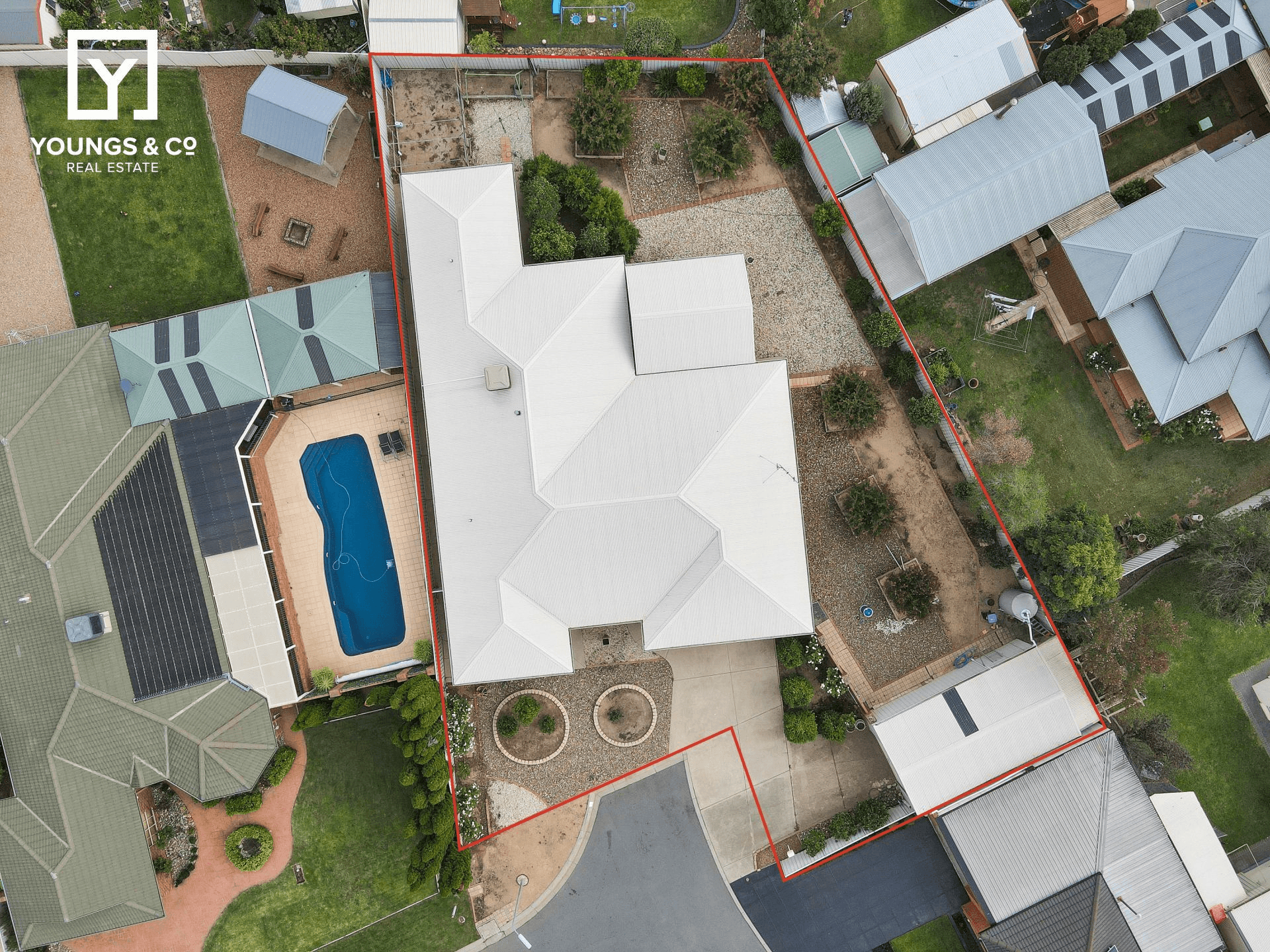 7 Hepburn Pl, Kialla, VIC 3631