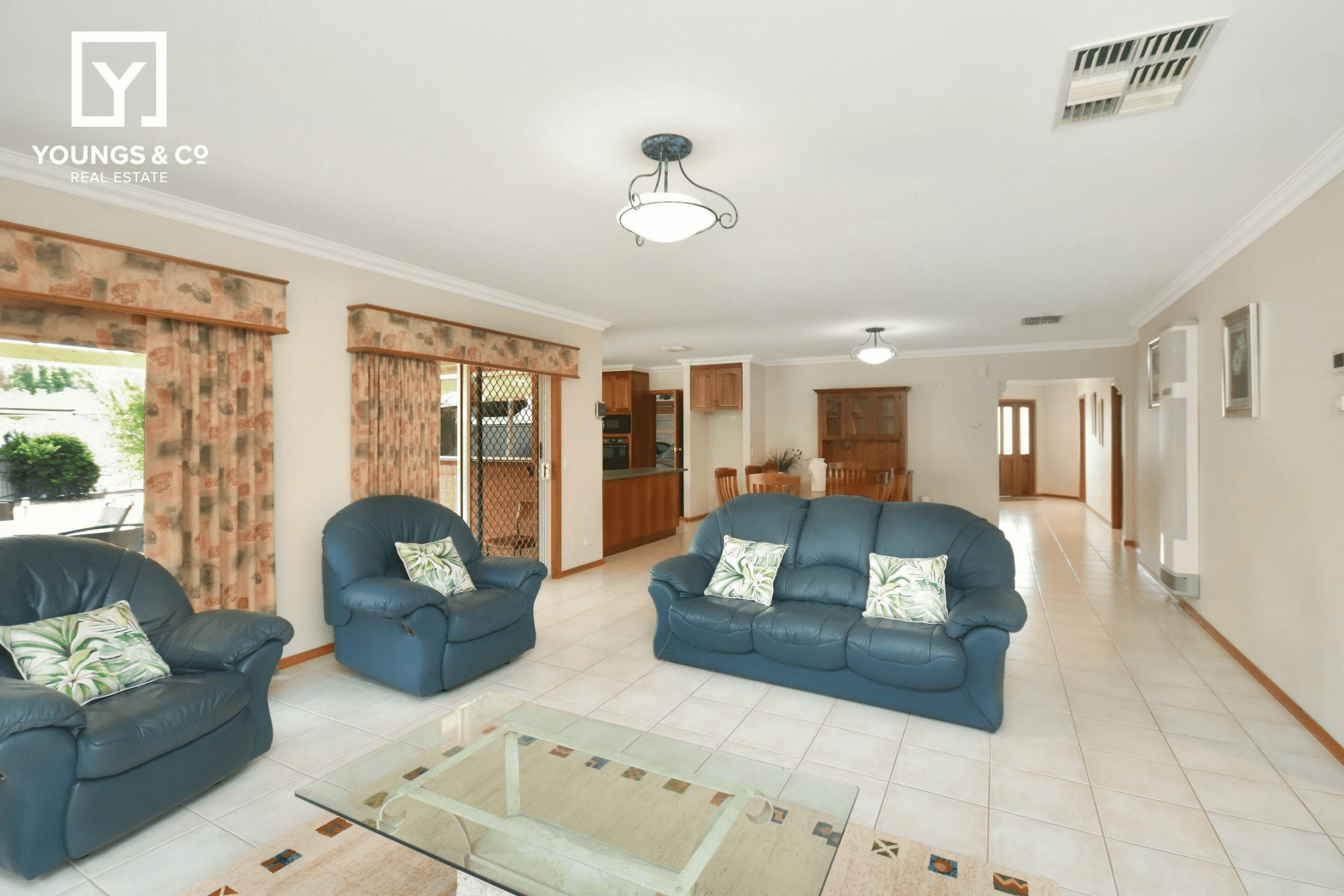 7 Hepburn Pl, Kialla, VIC 3631