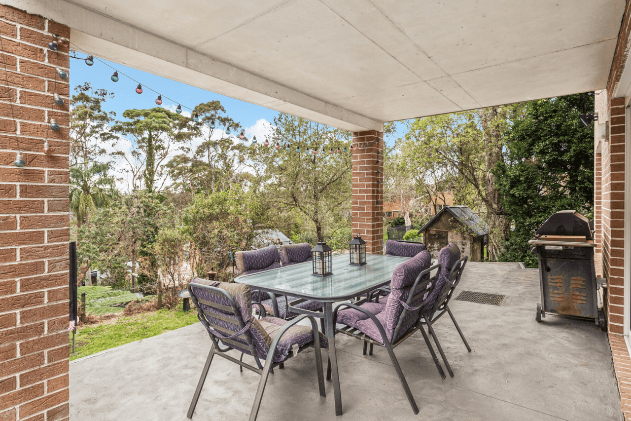 222 Somerville Road, Hornsby Heights, NSW 2077