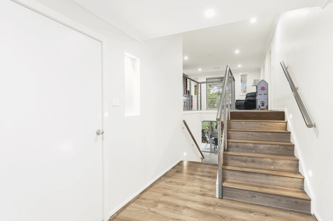 222 Somerville Road, Hornsby Heights, NSW 2077