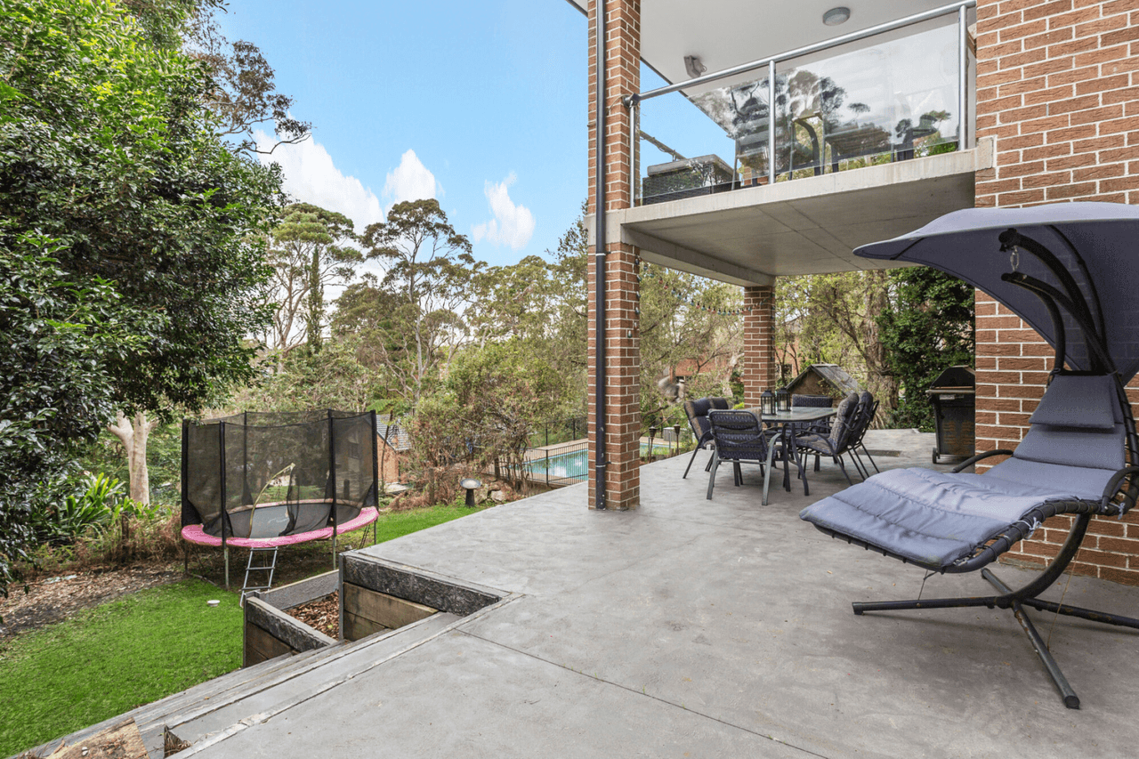 222 Somerville Road, Hornsby Heights, NSW 2077