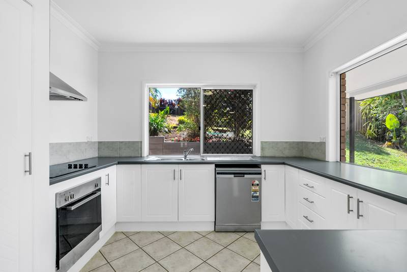 242 Robert Road, Bentley Park, QLD 4869