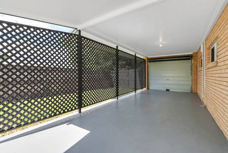 242 Robert Road, Bentley Park, QLD 4869