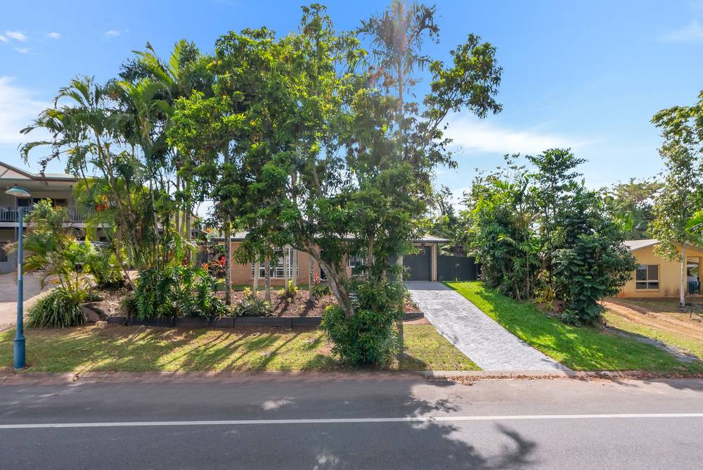 242 Robert Road, Bentley Park, QLD 4869