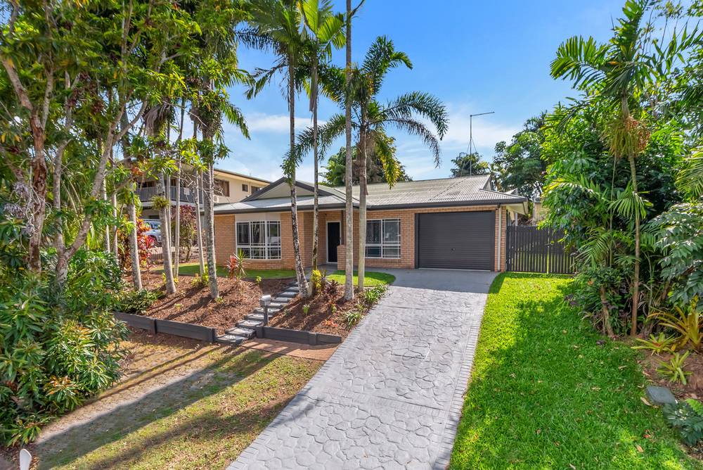 242 Robert Road, Bentley Park, QLD 4869