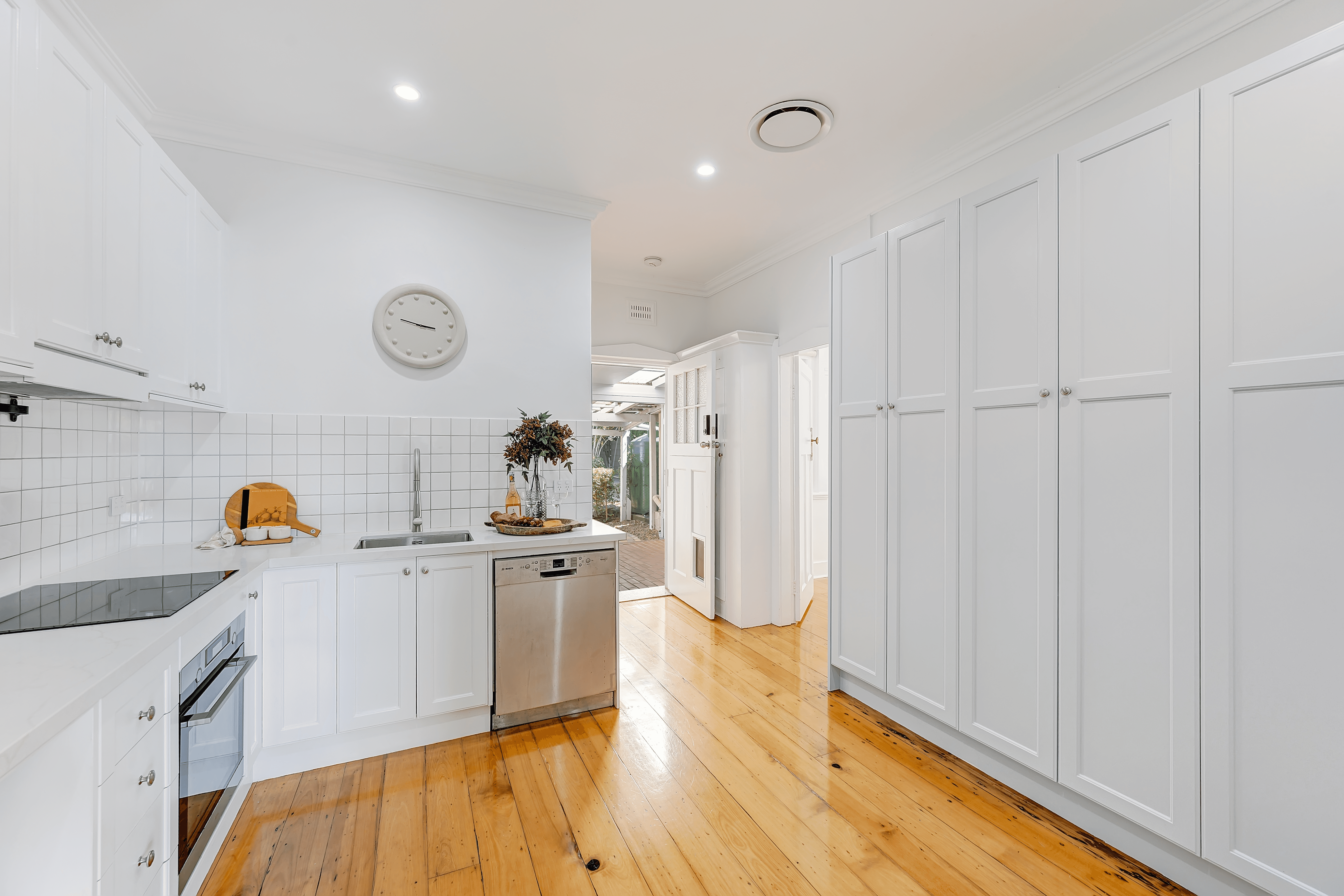 31 Campbell Terrace, WAVELL HEIGHTS, QLD 4012