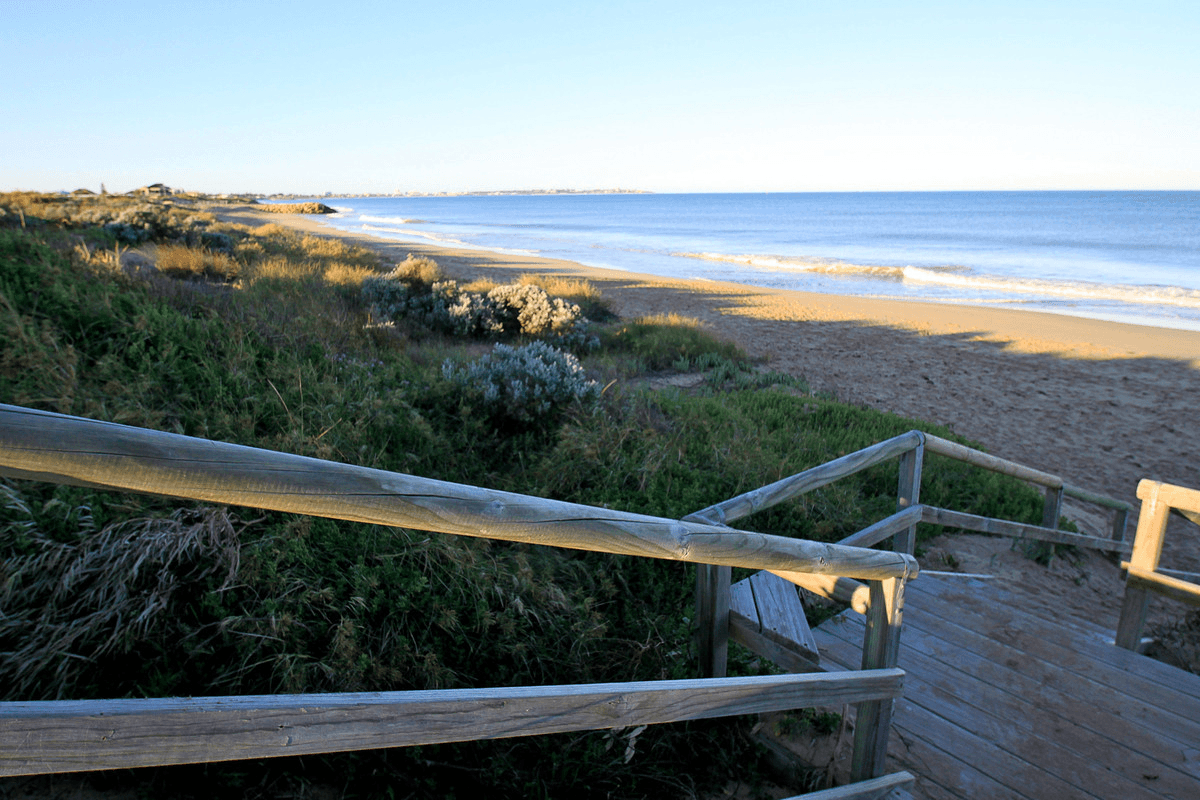 28 Angalore Road, MADORA BAY, WA 6210