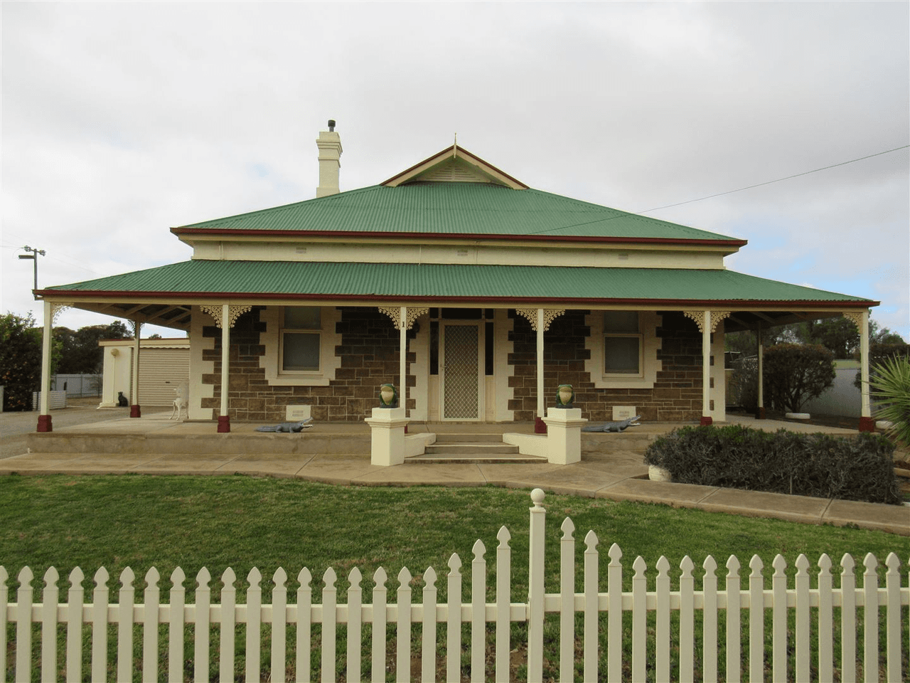 1 Fourth Street, Orroroo, SA 5431