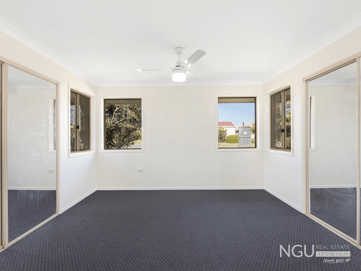 8 Joshua Place, Raceview, QLD 4305