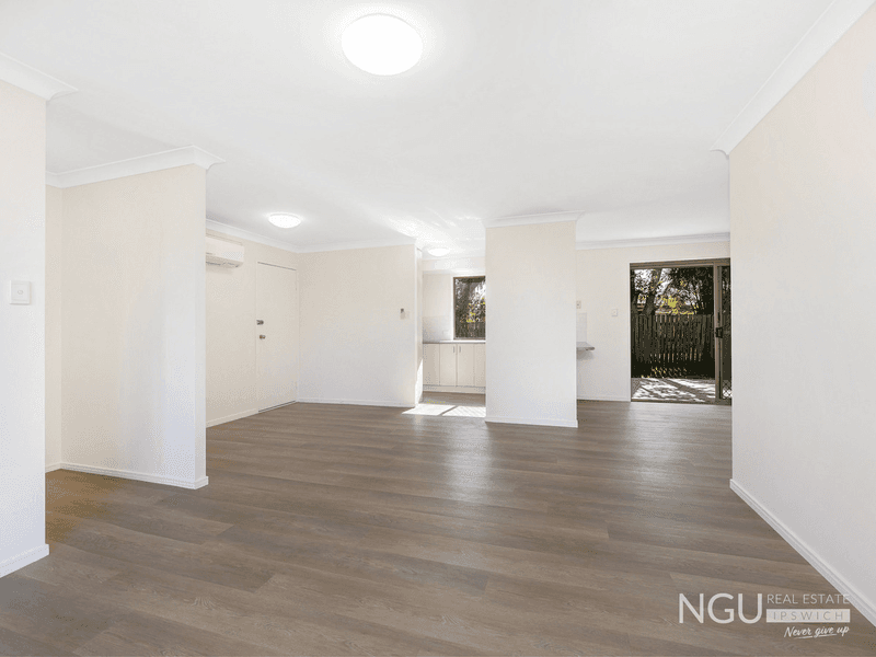 8 Joshua Place, Raceview, QLD 4305