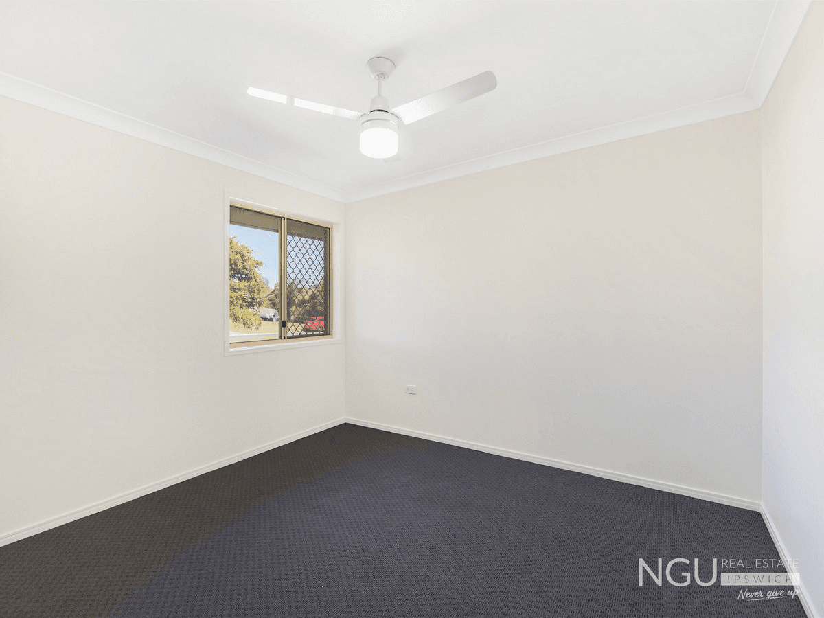 8 Joshua Place, Raceview, QLD 4305