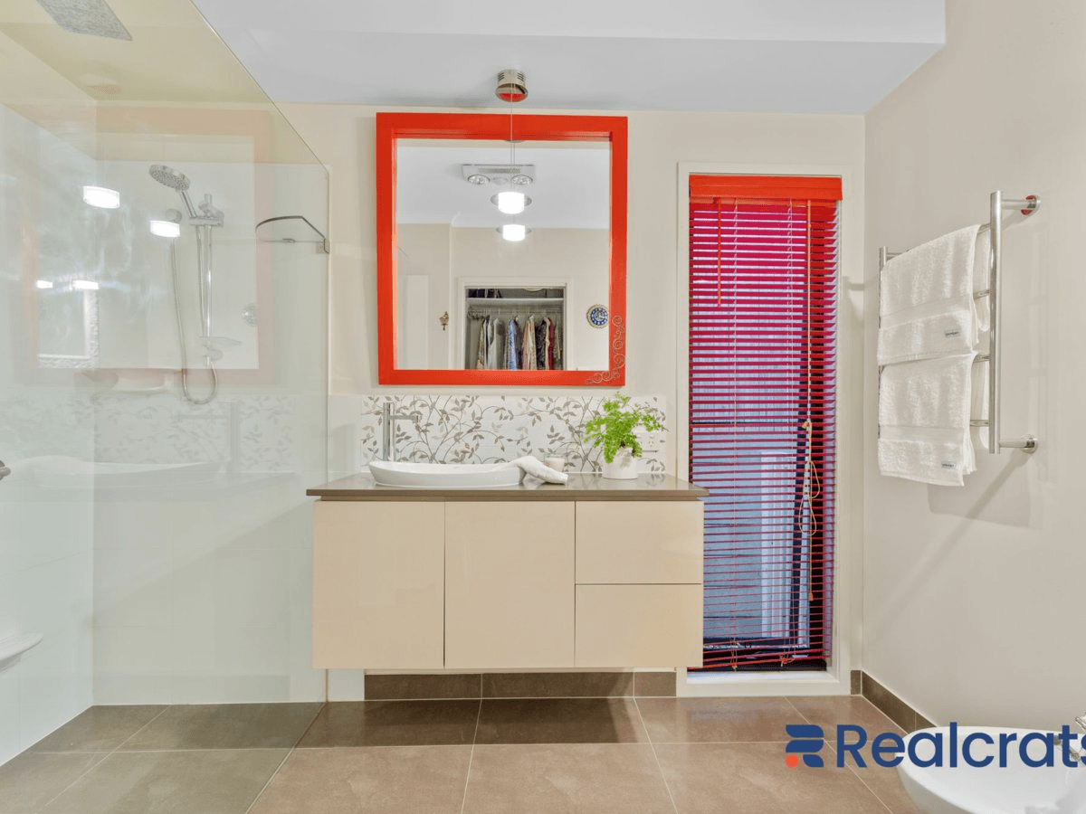 17 Penglase Place, DOOLANDELLA, QLD 4077