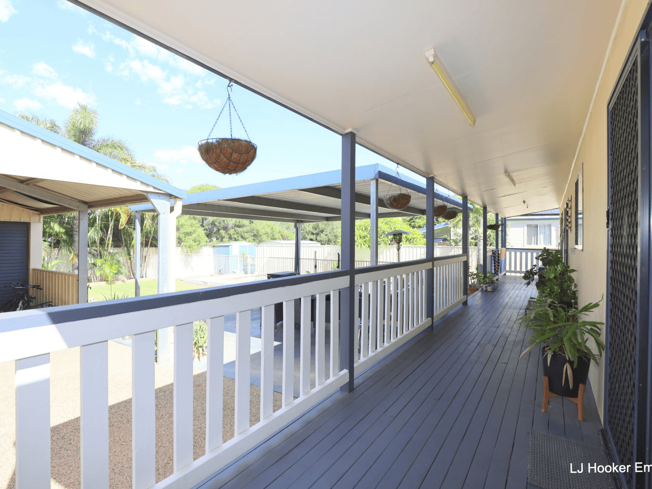 8 Vicki Close, EMERALD, QLD 4720