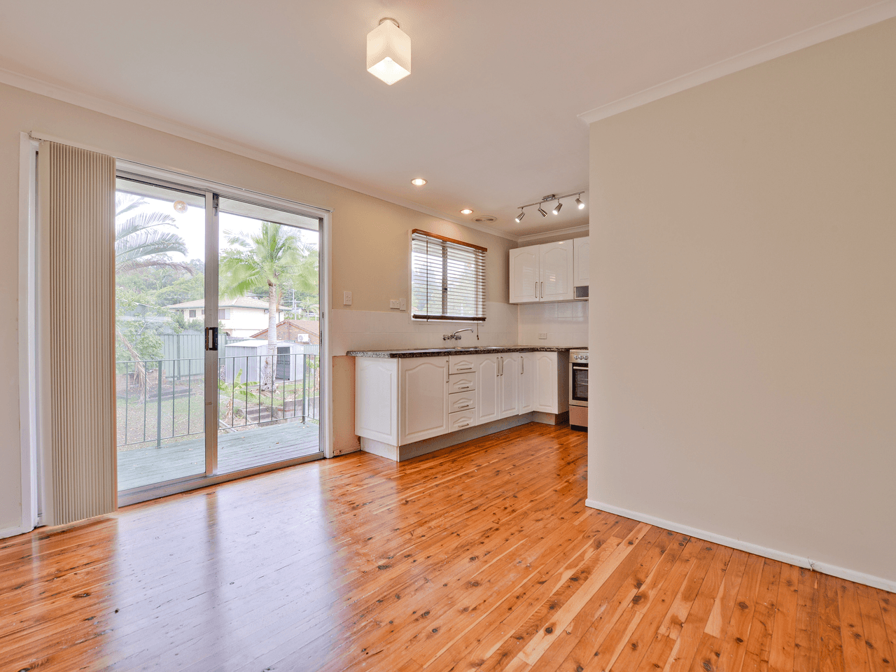 55 Donna Avenue, ROCHEDALE SOUTH, QLD 4123