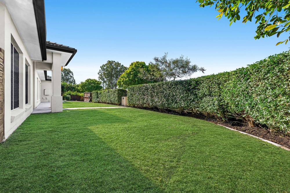 1 Pandanus Place, TINGALPA, QLD 4173