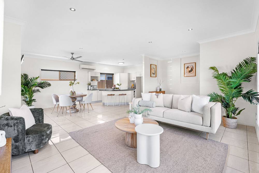 1 Pandanus Place, TINGALPA, QLD 4173