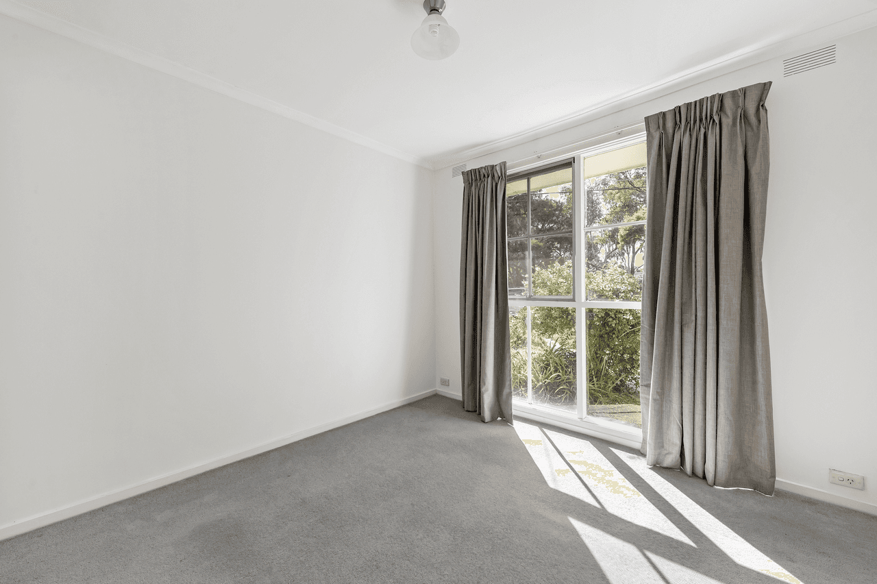 2/54 Mt Dandenong Road, RINGWOOD EAST, VIC 3135