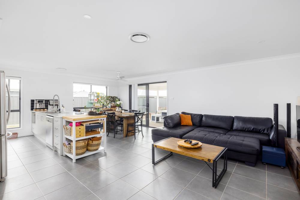 29A Broughton Circuit, TANILBA BAY, NSW 2319