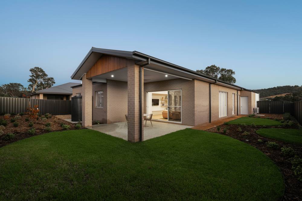 5 Frichot Avenue, LENEVA, VIC 3691