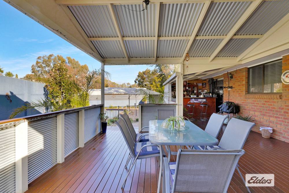 24 Clarke Street, Howlong, NSW 2643