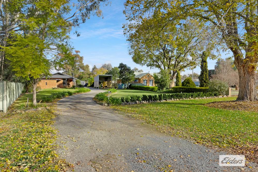 24 Clarke Street, Howlong, NSW 2643