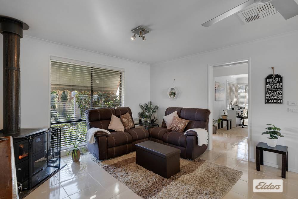24 Clarke Street, Howlong, NSW 2643