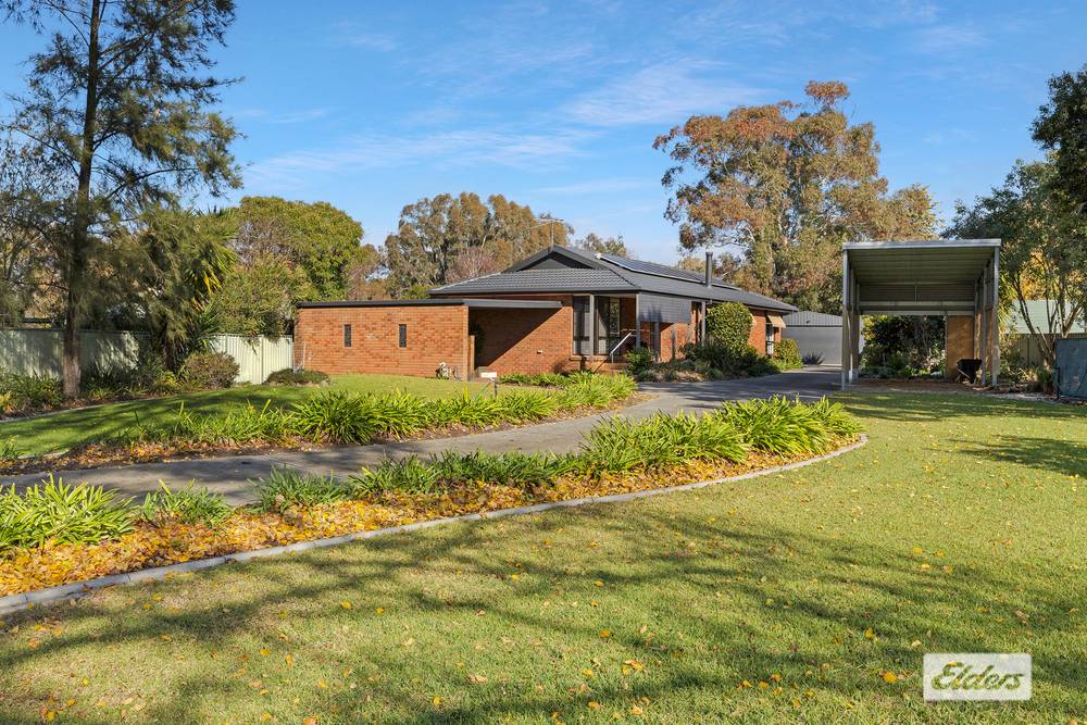 24 Clarke Street, Howlong, NSW 2643
