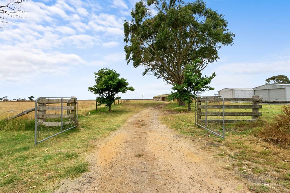 36 Old Manns Beach Road, Tarraville, VIC 3971