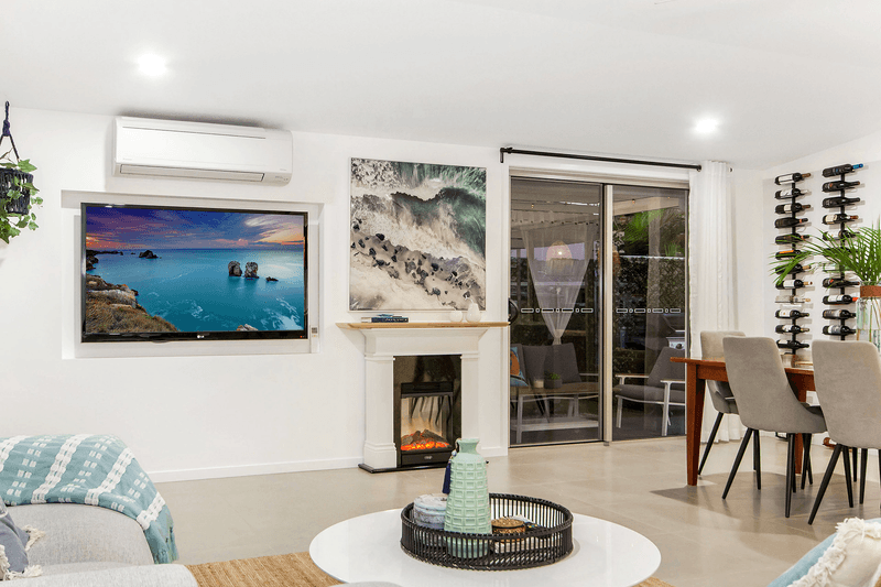 120 Rio Vista Boulevard, Broadbeach Waters, QLD 4218