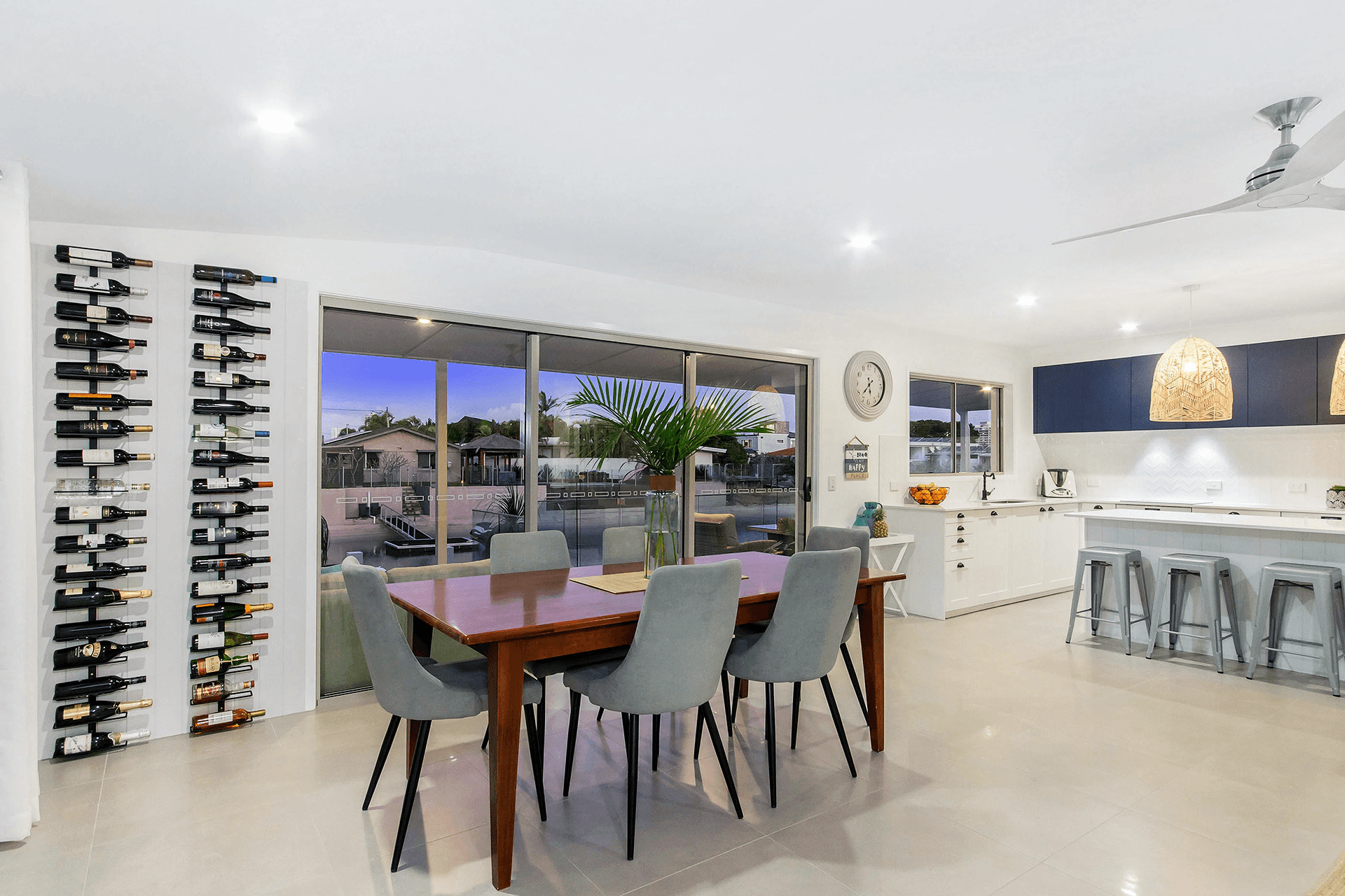 120 Rio Vista Boulevard, Broadbeach Waters, QLD 4218