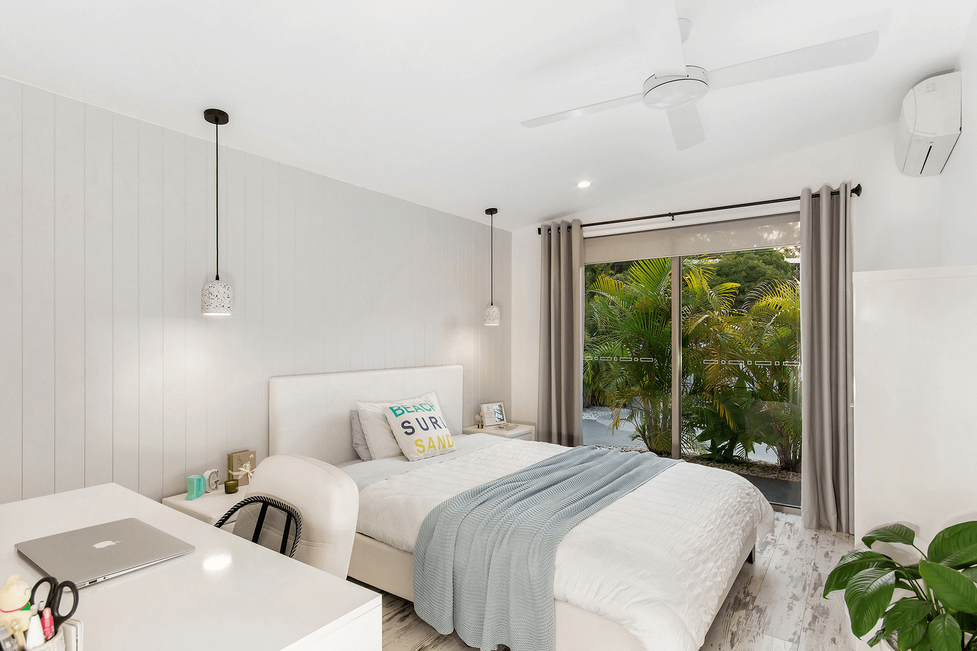 120 Rio Vista Boulevard, Broadbeach Waters, QLD 4218