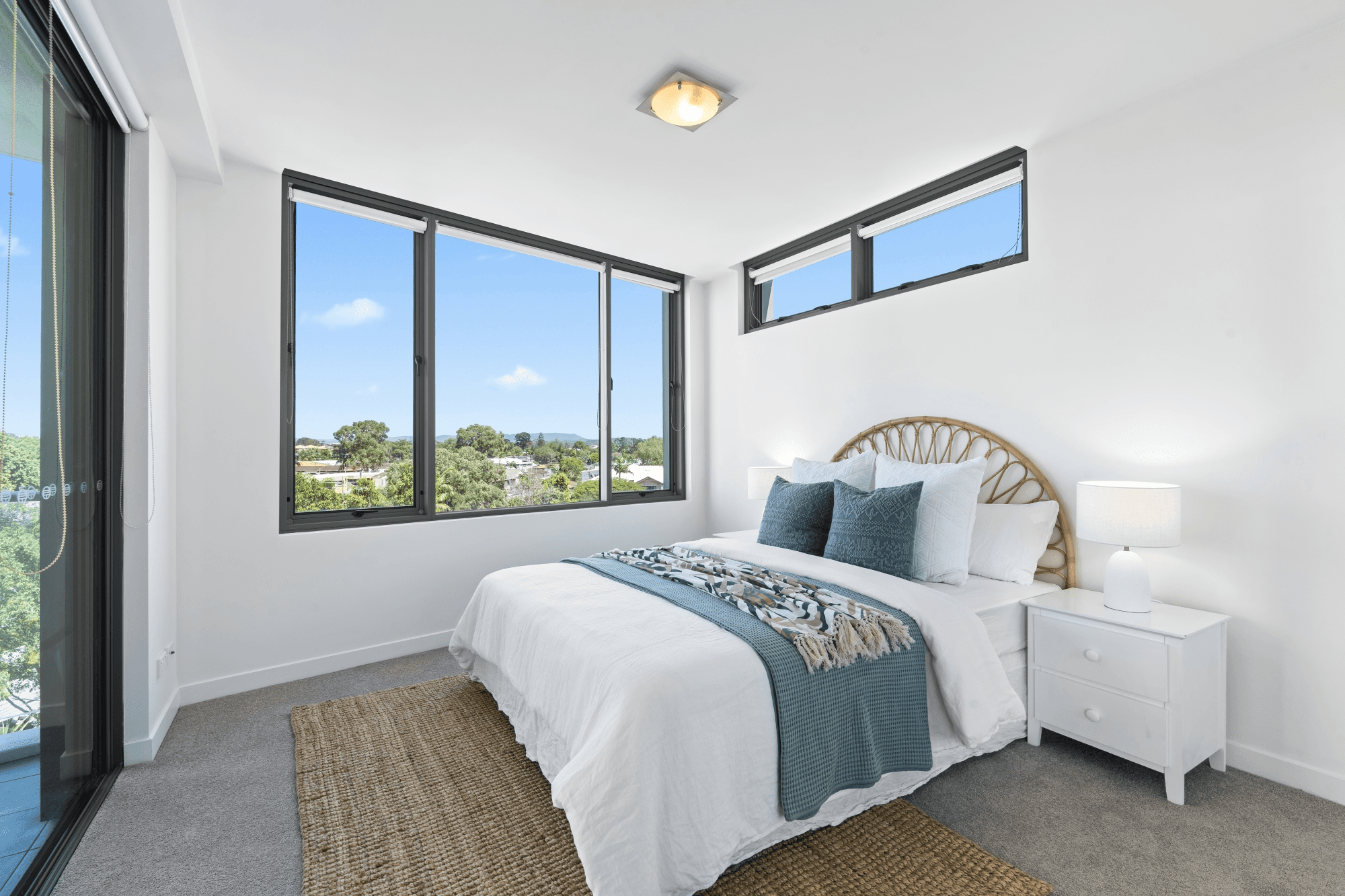 1401/438 Marine Parade, BIGGERA WATERS, QLD 4216