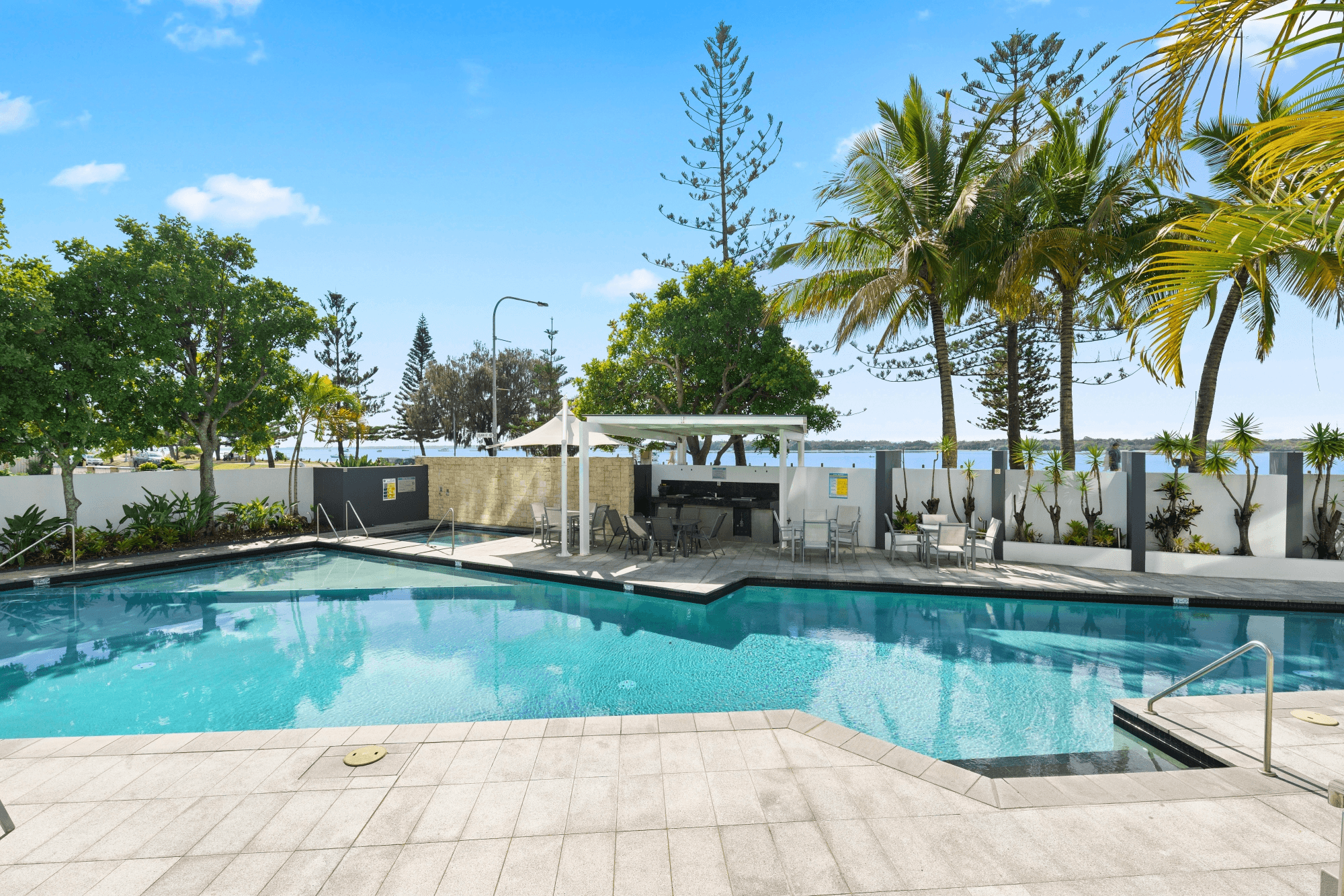 1401/438 Marine Parade, BIGGERA WATERS, QLD 4216