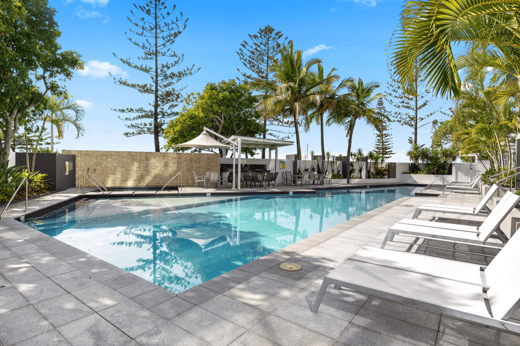 1401/438 Marine Parade, BIGGERA WATERS, QLD 4216