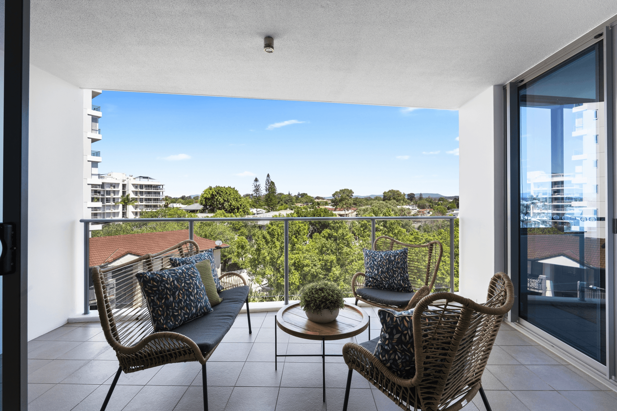 1401/438 Marine Parade, BIGGERA WATERS, QLD 4216