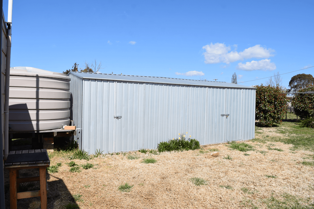 228 Sandon Street, SOUTH GUYRA, NSW 2365