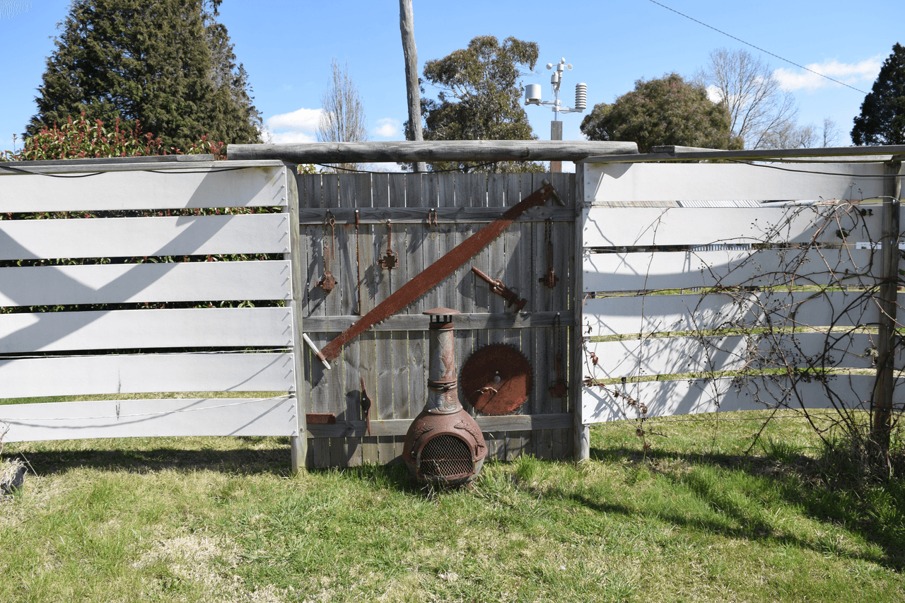 228 Sandon Street, SOUTH GUYRA, NSW 2365