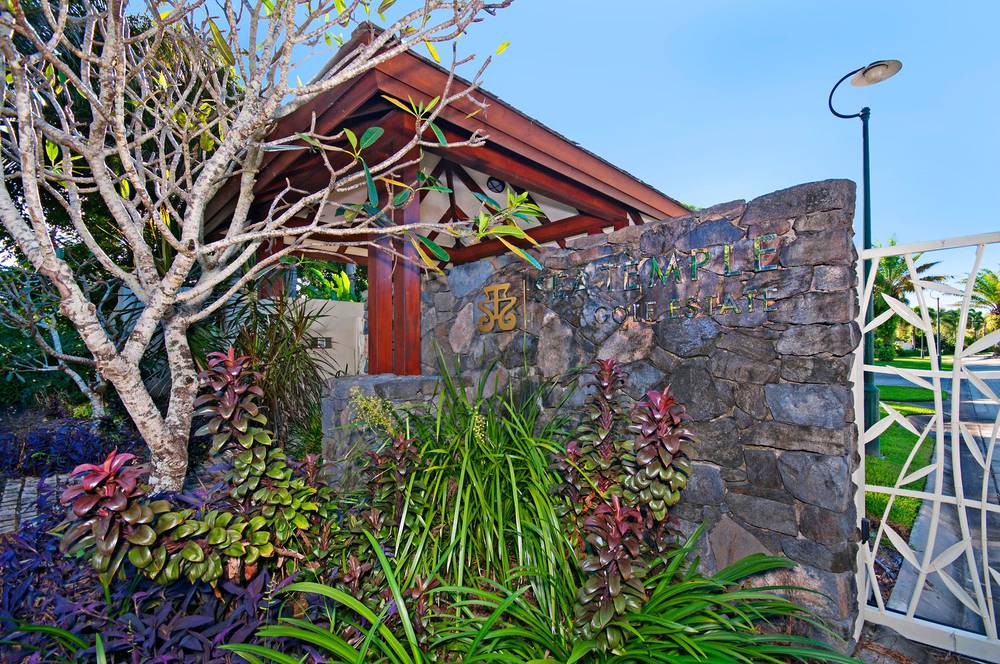 17 Cascade Drive, PORT DOUGLAS, QLD 4877