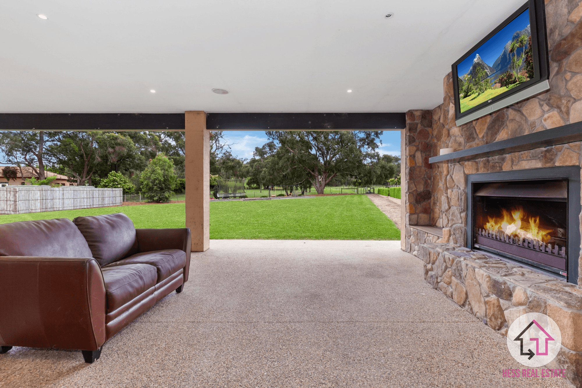 2 Arno Court, HIDDEN VALLEY, VIC 3756