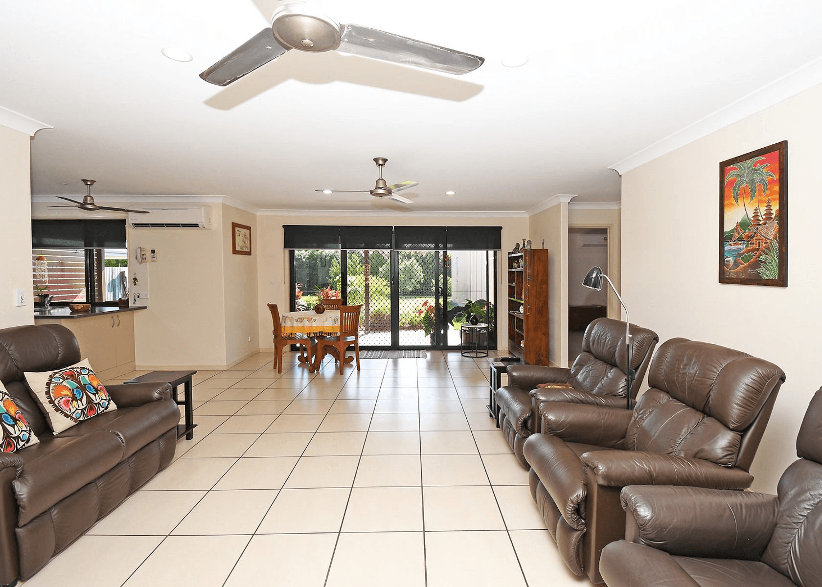 7 Krista Court, BURRUM HEADS, QLD 4659