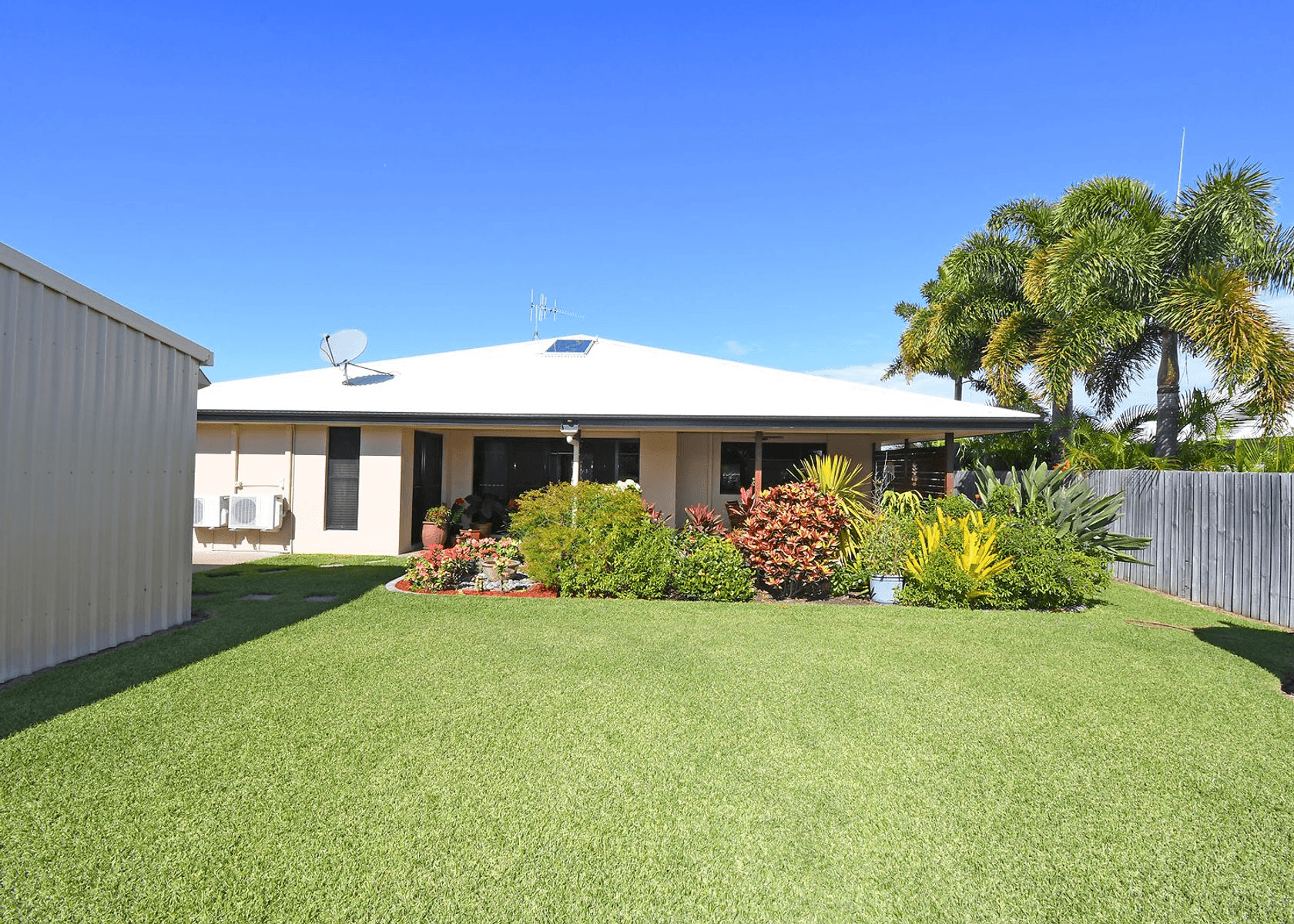 7 Krista Court, BURRUM HEADS, QLD 4659