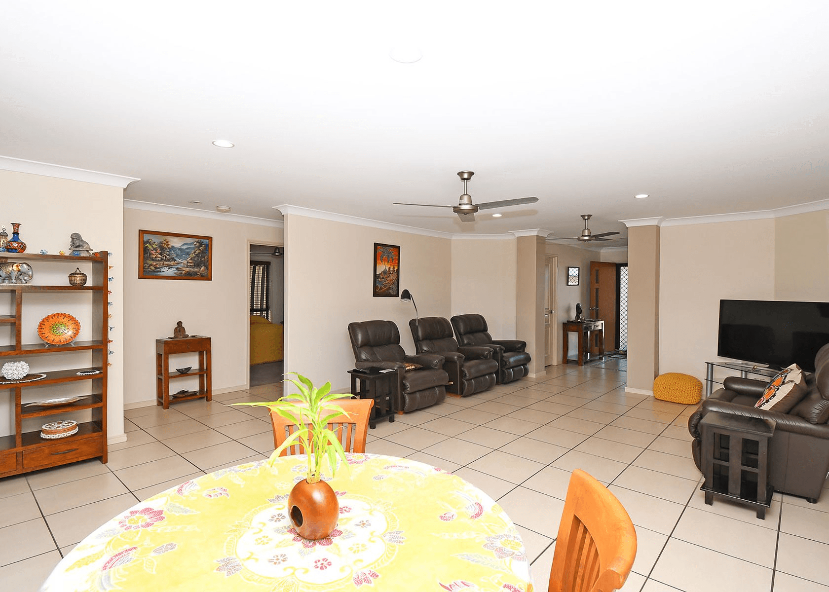 7 Krista Court, BURRUM HEADS, QLD 4659