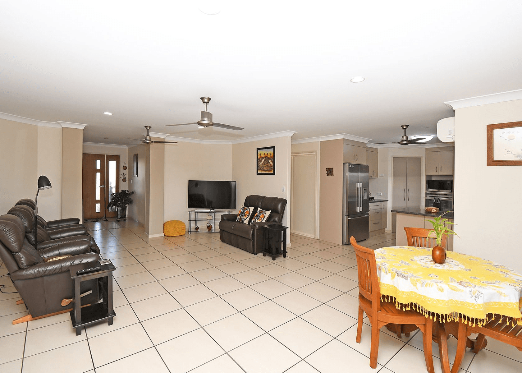 7 Krista Court, BURRUM HEADS, QLD 4659